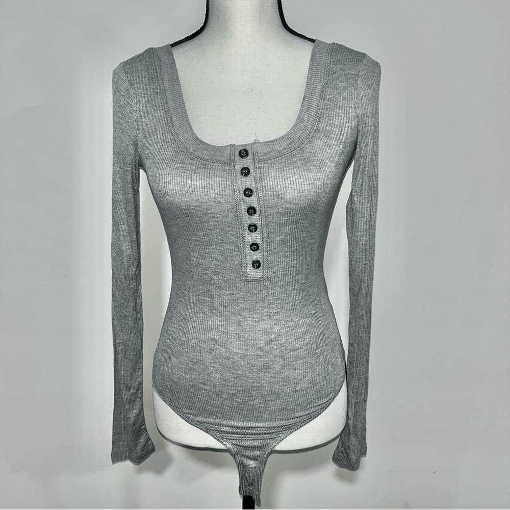 Soft ribbed button-down grey bodysuit with round neckline | Lulu’s